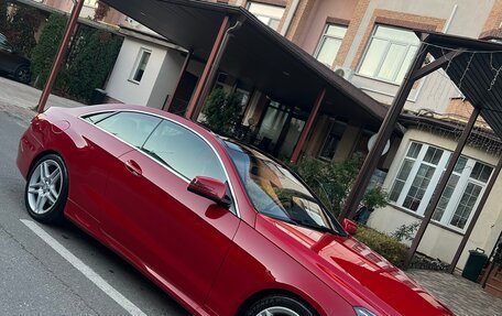 Mercedes-Benz E-Класс, 2015 год, 2 140 000 рублей, 3 фотография