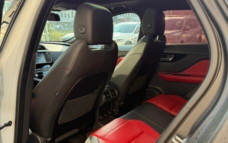 Jaguar F-Pace, 2018 год, 3 500 000 рублей, 12 фотография