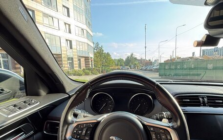 Jaguar F-Pace, 2018 год, 3 500 000 рублей, 14 фотография