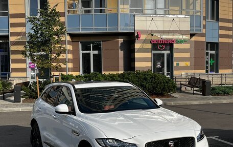 Jaguar F-Pace, 2018 год, 3 500 000 рублей, 25 фотография
