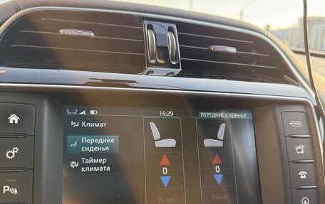 Jaguar F-Pace, 2018 год, 3 500 000 рублей, 19 фотография