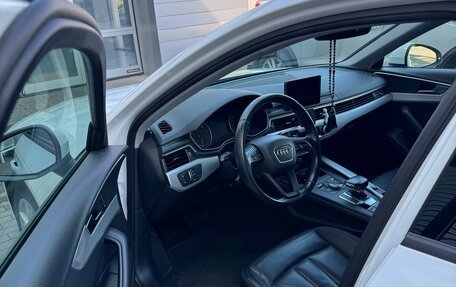 Audi A4, 2018 год, 1 850 000 рублей, 4 фотография