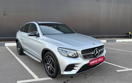 Mercedes-Benz GLC Coupe, 2018 год, 3 600 000 рублей, 3 фотография