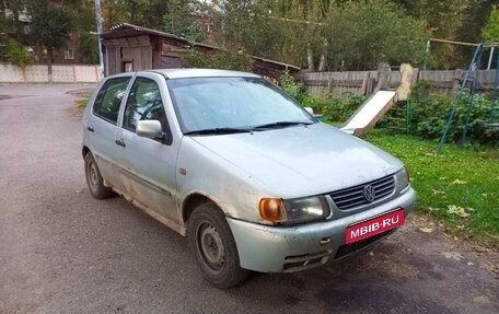 Volkswagen Polo III рестайлинг, 1999 год, 170 000 рублей, 1 фотография