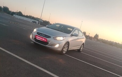 Hyundai Solaris II рестайлинг, 2012 год, 630 000 рублей, 1 фотография