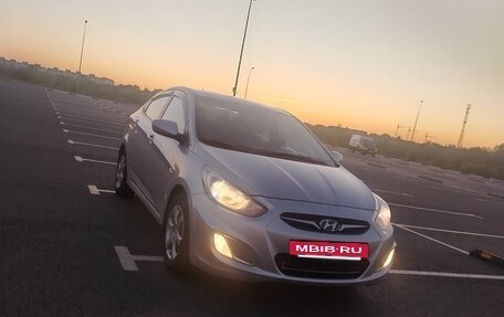 Hyundai Solaris II рестайлинг, 2012 год, 630 000 рублей, 4 фотография