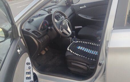 Hyundai Solaris II рестайлинг, 2012 год, 630 000 рублей, 9 фотография