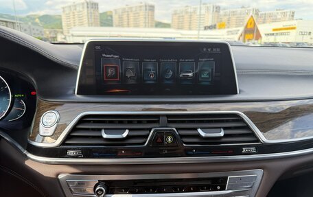 BMW 7 серия, 2015 год, 2 800 000 рублей, 9 фотография