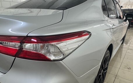 Toyota Camry, 2021 год, 3 400 000 рублей, 6 фотография