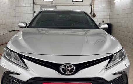 Toyota Camry, 2021 год, 3 400 000 рублей, 14 фотография