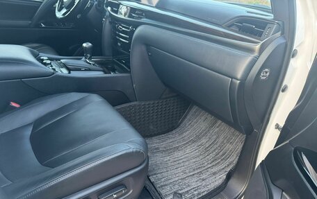 Lexus LX III, 2018 год, 10 500 000 рублей, 7 фотография