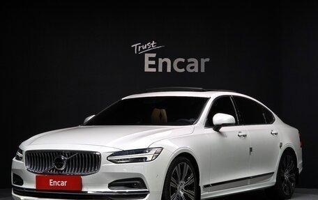 Volvo S90 II рестайлинг, 2021 год, 3 154 000 рублей, 1 фотография