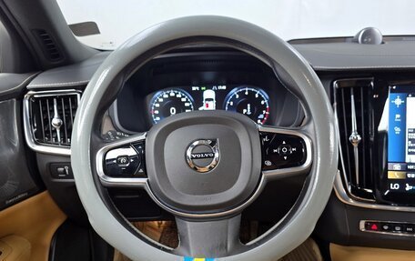 Volvo S90 II рестайлинг, 2021 год, 3 154 000 рублей, 5 фотография