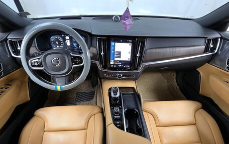 Volvo S90 II рестайлинг, 2021 год, 3 154 000 рублей, 15 фотография