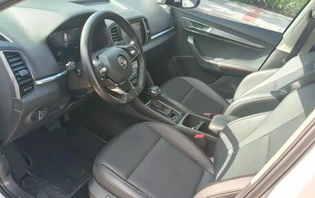 Skoda Karoq I, 2022 год, 1 995 000 рублей, 4 фотография
