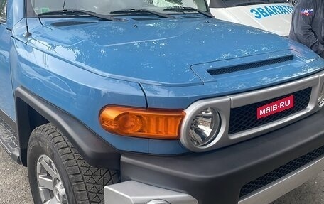 Toyota FJ Cruiser, 2022 год, 4 750 000 рублей, 5 фотография