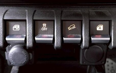 Suzuki Jimny, 2021 год, 1 200 000 рублей, 13 фотография