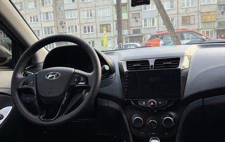 Hyundai Solaris II рестайлинг, 2014 год, 1 300 000 рублей, 10 фотография