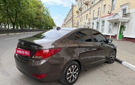 Hyundai Solaris II рестайлинг, 2014 год, 1 300 000 рублей, 15 фотография