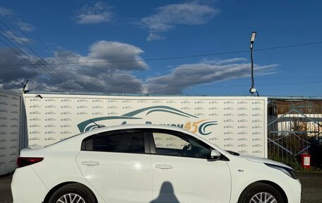 KIA Rio IV, 2018 год, 1 132 000 рублей, 8 фотография