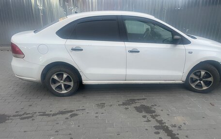 Volkswagen Polo VI (EU Market), 2012 год, 490 000 рублей, 2 фотография
