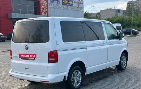 Volkswagen Caravelle T5, 2014 год, 2 080 000 рублей, 4 фотография