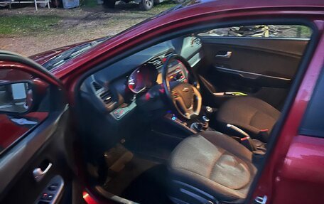 KIA Rio III рестайлинг, 2015 год, 900 000 рублей, 2 фотография