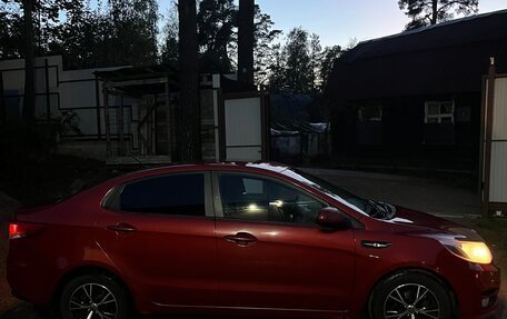 KIA Rio III рестайлинг, 2015 год, 900 000 рублей, 3 фотография