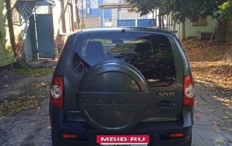 Chevrolet Niva I рестайлинг, 2018 год, 750 000 рублей, 3 фотография