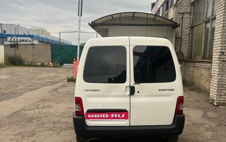 Peugeot Partner II рестайлинг 2, 2010 год, 299 000 рублей, 2 фотография