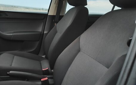Skoda Rapid I, 2014 год, 560 000 рублей, 33 фотография