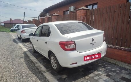 Renault Logan II, 2020 год, 670 000 рублей, 2 фотография