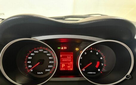 Mitsubishi Outlander III рестайлинг 3, 2007 год, 1 148 000 рублей, 15 фотография