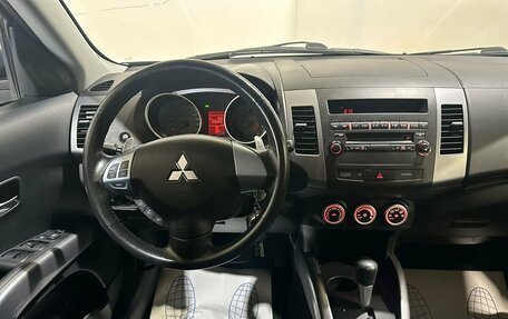 Mitsubishi Outlander III рестайлинг 3, 2007 год, 1 148 000 рублей, 13 фотография