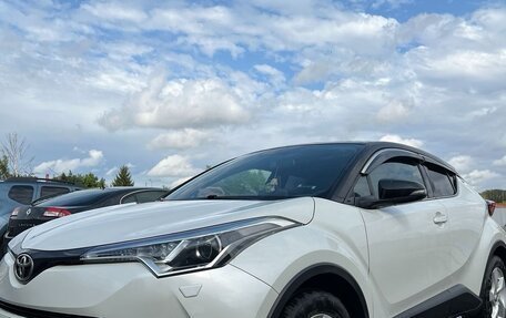 Toyota C-HR I рестайлинг, 2019 год, 2 650 000 рублей, 6 фотография