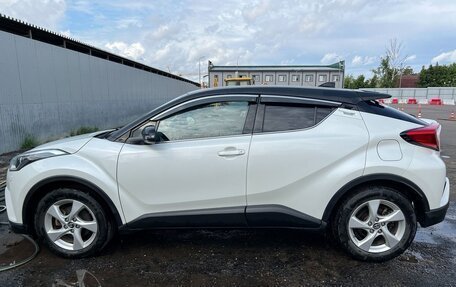 Toyota C-HR I рестайлинг, 2019 год, 2 650 000 рублей, 8 фотография