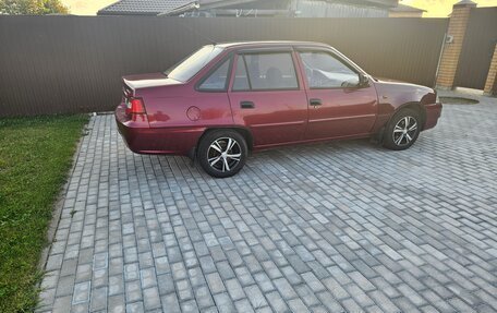 Daewoo Nexia I рестайлинг, 2012 год, 320 000 рублей, 2 фотография