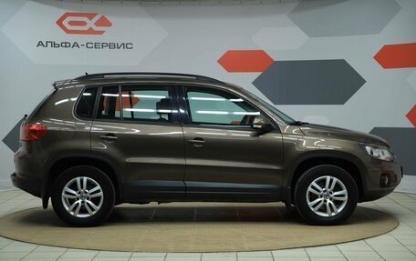 Volkswagen Tiguan I, 2016 год, 1 850 000 рублей, 4 фотография