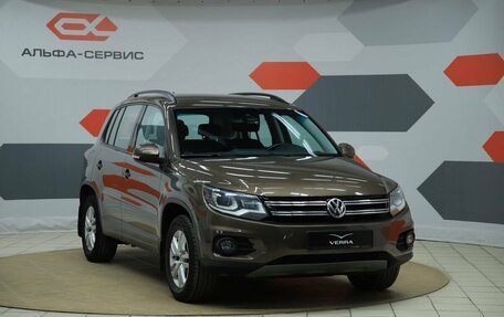 Volkswagen Tiguan I, 2016 год, 1 850 000 рублей, 3 фотография