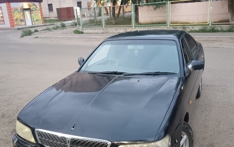 Nissan Laurel VIII, 1999 год, 230 000 рублей, 10 фотография