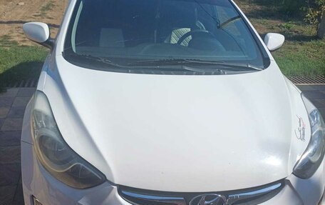 Hyundai Elantra V, 2013 год, 1 250 000 рублей, 2 фотография