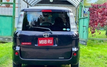 Toyota Sienta I, 2012 год, 1 050 000 рублей, 6 фотография