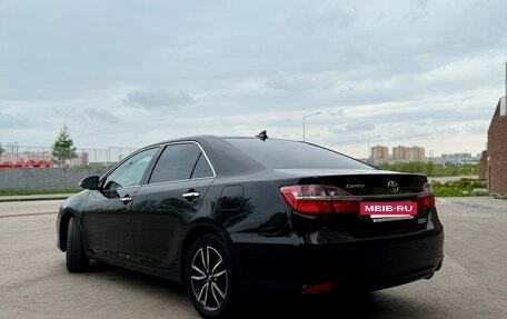 Toyota Camry, 2018 год, 2 600 000 рублей, 3 фотография