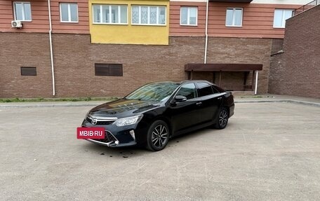 Toyota Camry, 2018 год, 2 600 000 рублей, 13 фотография