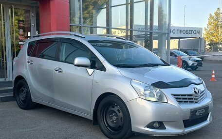 Toyota Verso I, 2010 год, 990 000 рублей, 3 фотография