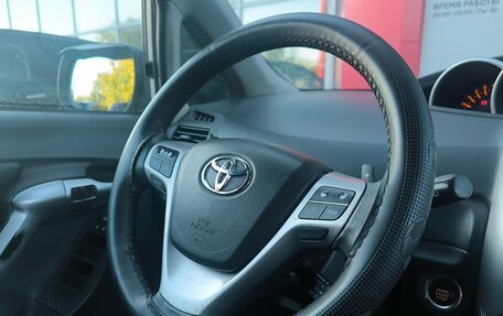 Toyota Verso I, 2010 год, 990 000 рублей, 10 фотография