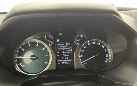 Toyota Land Cruiser Prado 150 рестайлинг 2, 2020 год, 3 987 000 рублей, 22 фотография