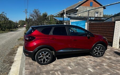 Renault Kaptur I рестайлинг, 2020 год, 1 590 000 рублей, 4 фотография