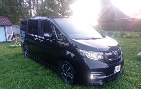 Honda Stepwgn IV, 2016 год, 1 800 000 рублей, 6 фотография