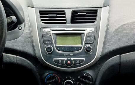 Hyundai Solaris II рестайлинг, 2012 год, 699 000 рублей, 18 фотография